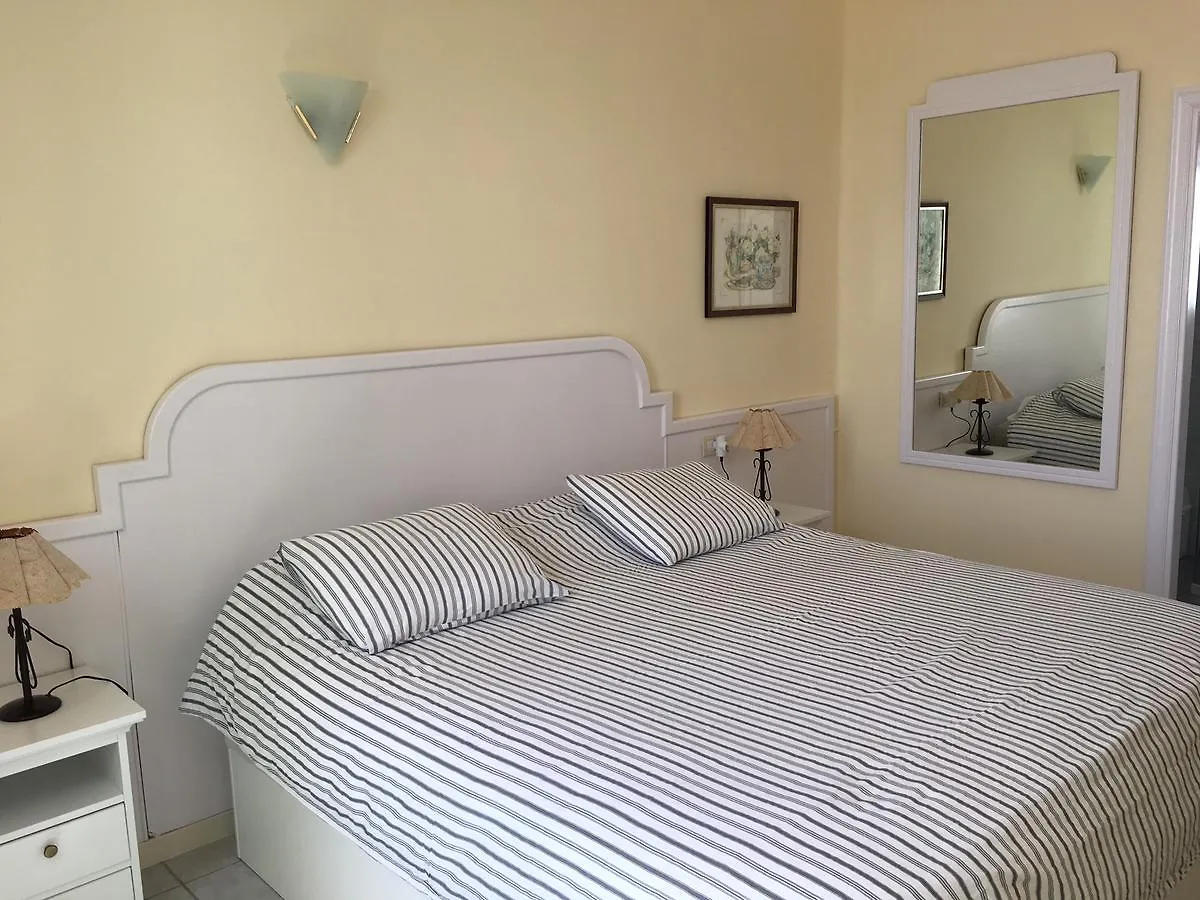 קוסטה דל סילנסיו Apartamentos Rocas Del Mar דירה קוסטה דל סילנסיו