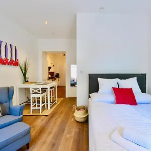 Charming Studio In Servitenviertel Ii , Vienna Austria